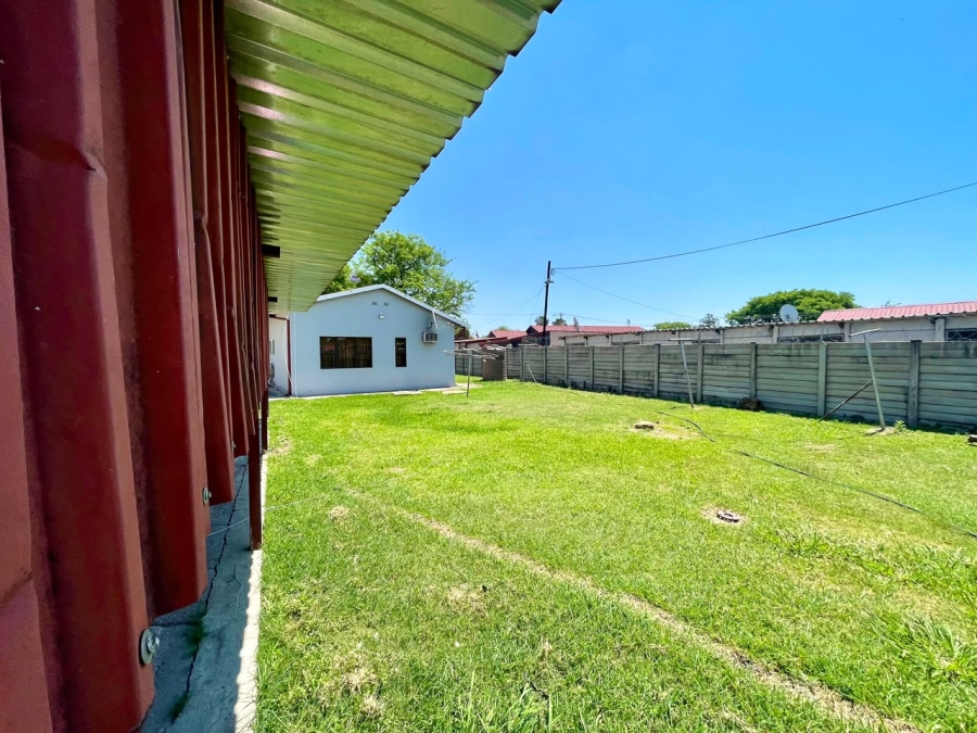 3 Bedroom Property for Sale in Rustenburg North North West